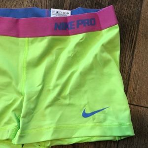 Nike Pro Women’s Biker Shorts